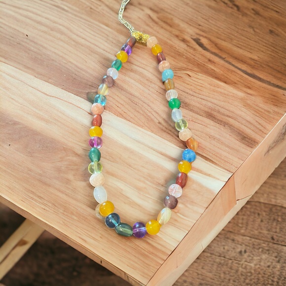 Budding in Spring- necklace - Picture 1 of 5